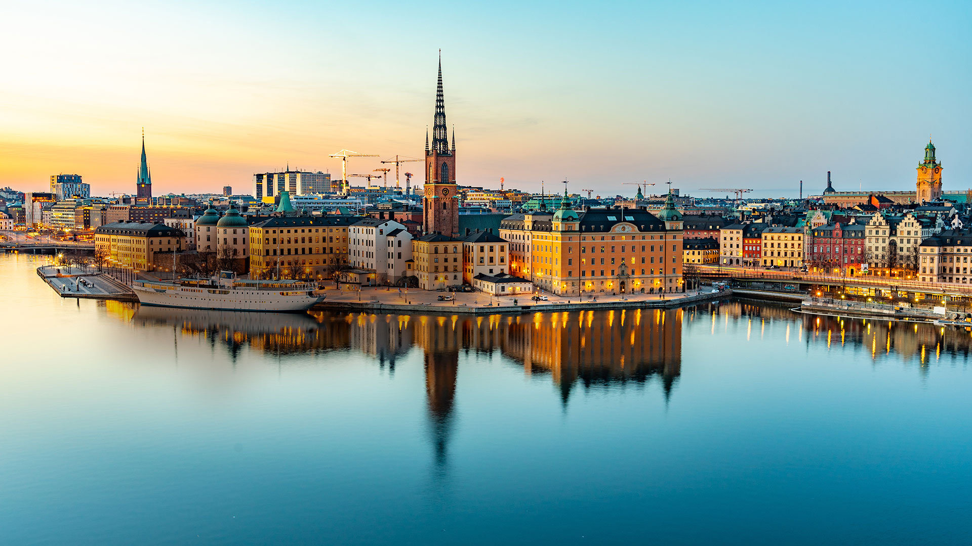 Book flights to Sweden