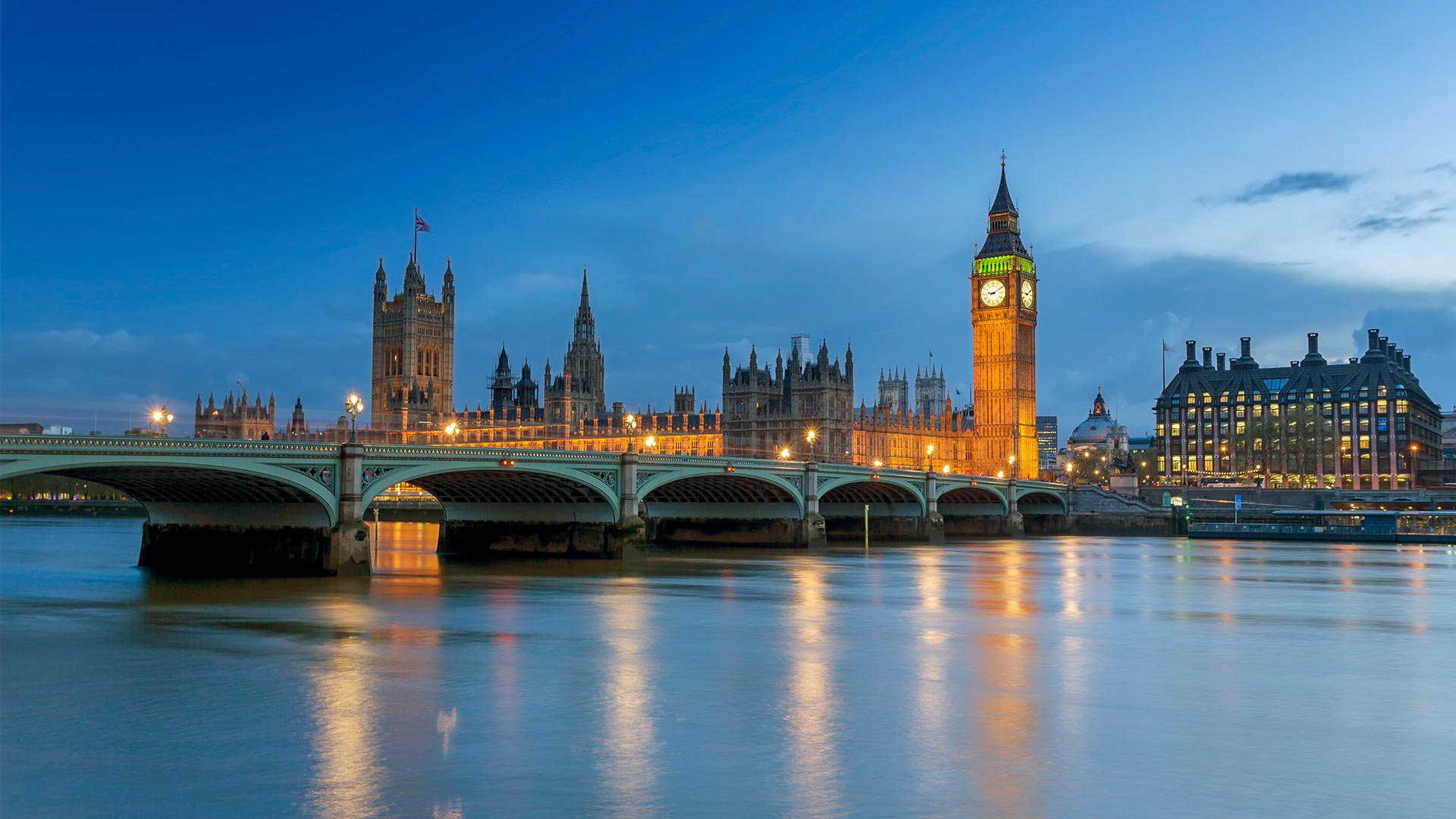 Book flights to the United Kingdom